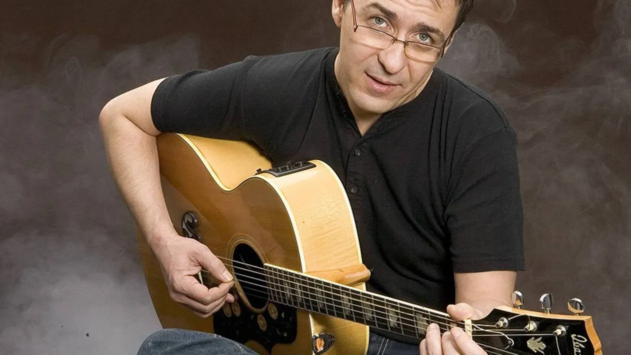 FLORIN CHILIAN pregăteşte un eveniment unic! Ce lansare inedită va avea cântăreţul