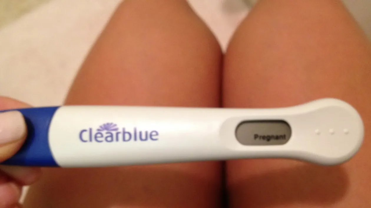 A facut testul de sarcina si a primit cel mai frumos cadou, chiar inaintea Craciunului! O actrita celebra e insarcinata