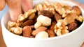 ALIMENTUL care NU trebuie să lipsească NICIODATĂ de la micul dejun