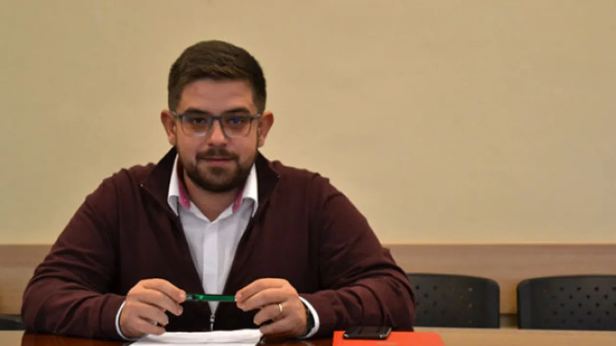 Tragic! Șeful de la Drumuri Brașov, mort la doar 29 de ani. A lăsat în urmă o soție îndurerată și un copil de un an și