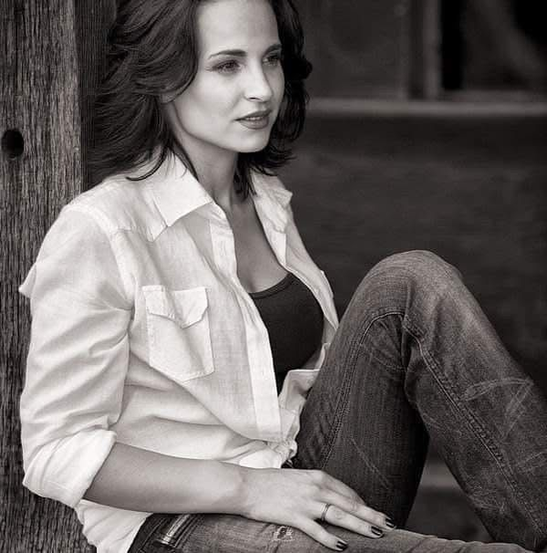 Cum arată Corina Ungureanu acum. Sursă foto: Facebook