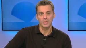Mircea Badea, reacţie îngrozitoare. A dat de pământ cu bărbatul aflat pe patul de spital, grav bolnav, infectat cu Covid-19!