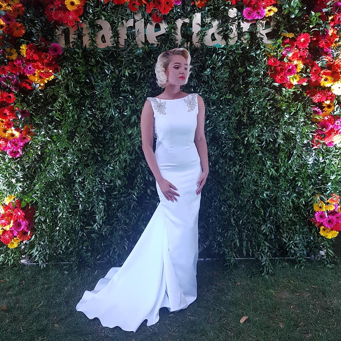 Maria Constantin și-a pus exensii lungi. Artista arată ca o păpușă Barbie: “Super alegere! Eleganță nobilă, rafinament”