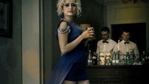 Anisia Gafton, taxată de colegi de la prima ediţie a emisiunii, după ce s-a afişat cu decolteul la vedere: ”Poţi să-ţi pui silicoane!”