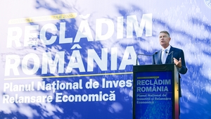 Îndemnul plin de pozitivitate al lui Klaus Iohannis: „Să investim în viitorul nostru și să reclădim România din temelii”