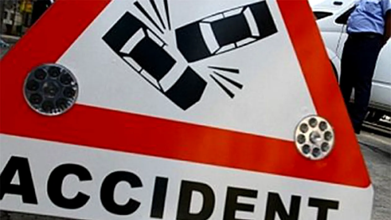 Tragedie la Bacău! Două poliţiste au murit într-un accident rutier în care au fost implicate trei maşini