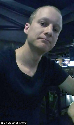 O tânără care practica BDSM-ul a fost arestată după ce i-a tranşat trupul iubitului!