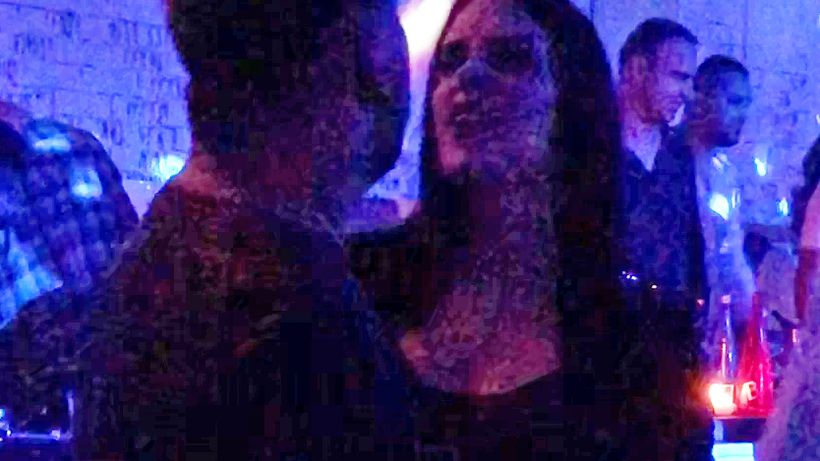 VIDEO EXCLUSIV. Puştoaica l-a zăpăcit cu un dans mega-erotic pe fiul fostului vicepremier!