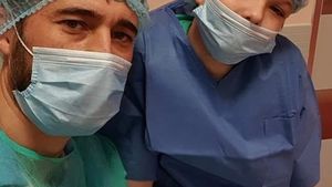 Familia lui Dinu Maxer se confruntă cu probleme grave de sănătate: „Cancerul i-a recidivat și îl tratez acasă.”