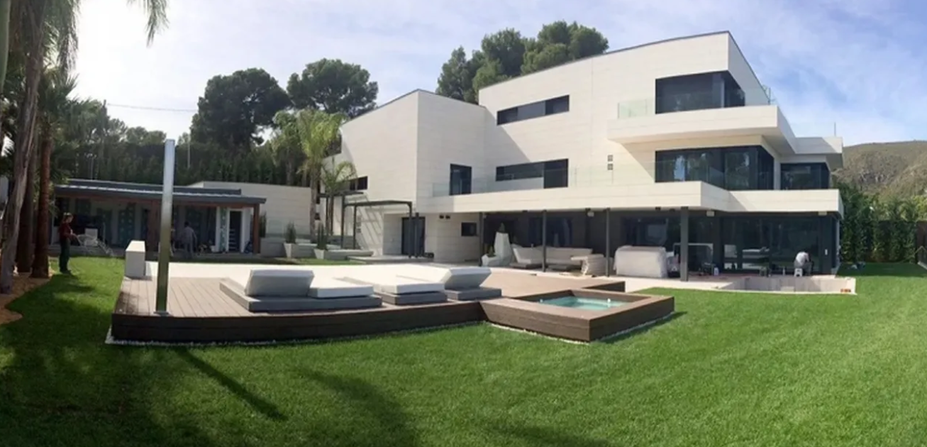 Cum arată casa lui Leo Messi. Locuința a fost estimată la șase milioane de euro