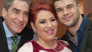 PETRE ROMAN îşi doreşte să se apropie de OANA! Ce face în fiecare zi pentru ca ea să îl ierte