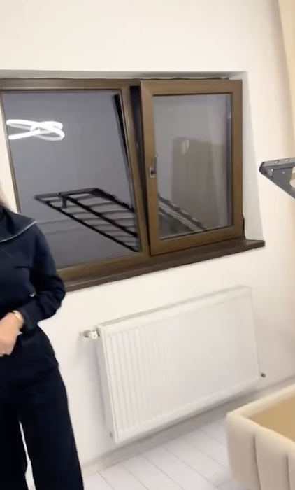 Andreea BLD și-a cumpărat casă de 250.000 de euro, la doar 25 de ani! Cum arată locuința pe 2 etaje, cu palmieri în curte