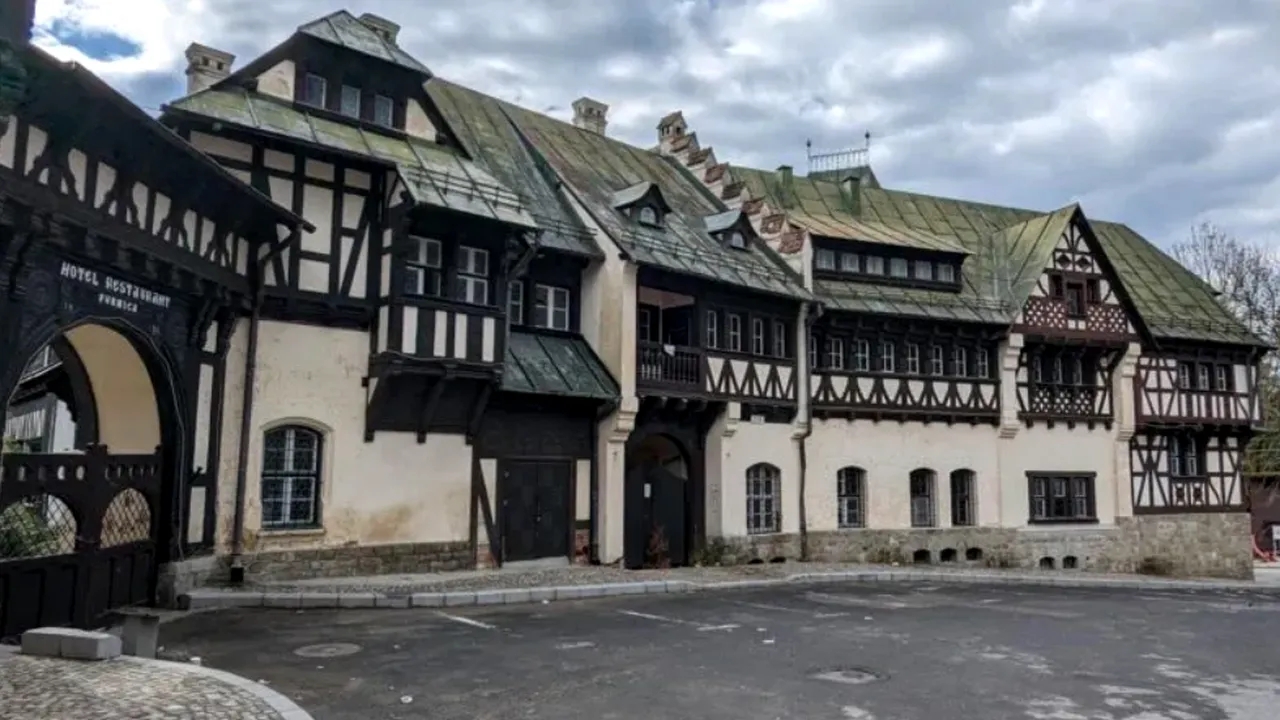 Familia Regală scoate la vânzare hotelul Furnica din Sinaia. Suma uriașă pe care o cere pe Perla Carpaților