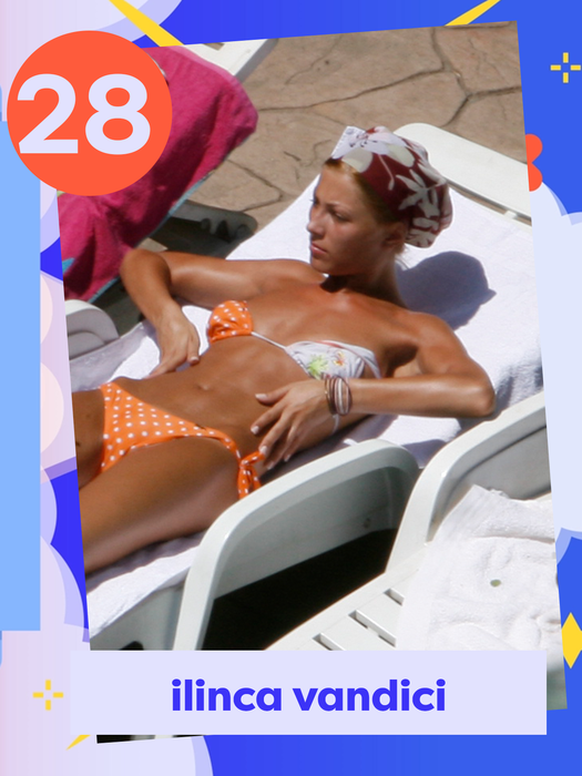 Topul vedetelor care și-au ”descătușat” sutienele la plajă!