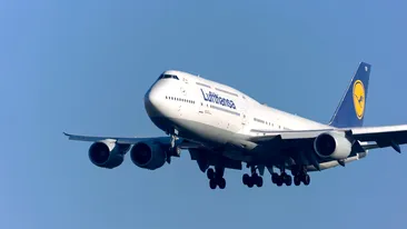 Sute de zboruri au fost anulate joi din cauza unei greve a angajaților Lufthansa