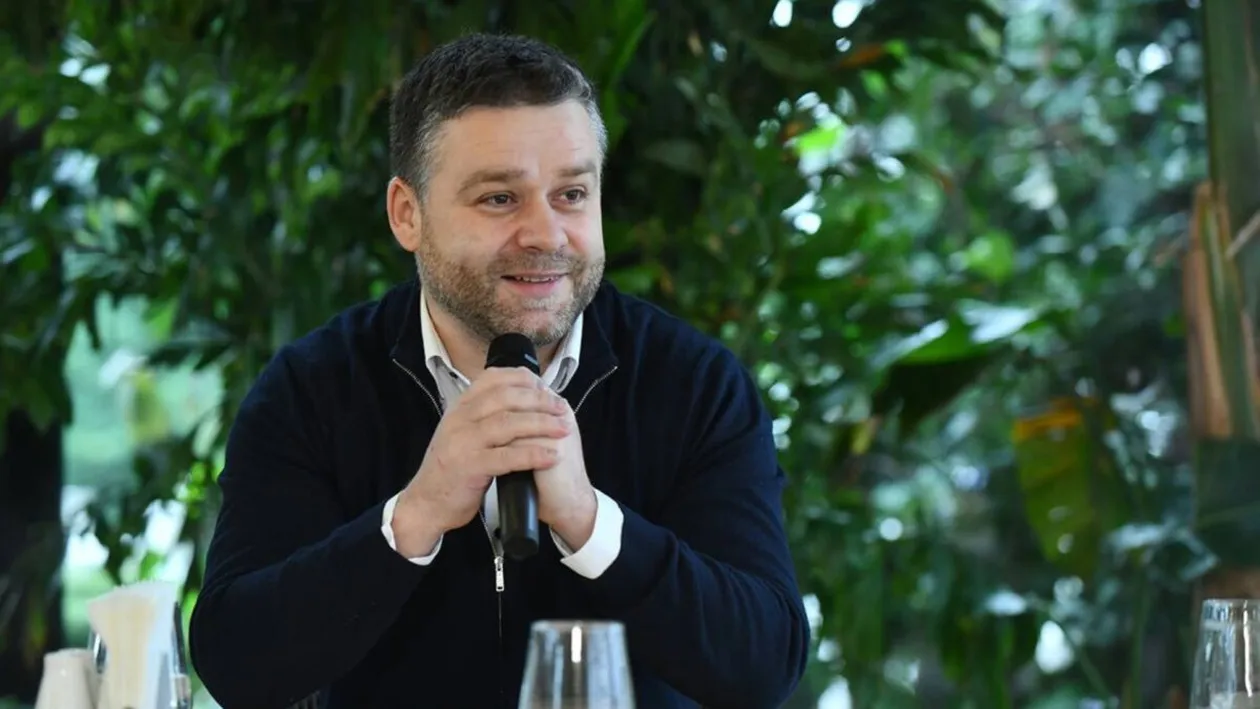 Cele două pasiuni ale primarului Ciprian Ciucu. Nu te gândeai că ascultă acest gen de muzică