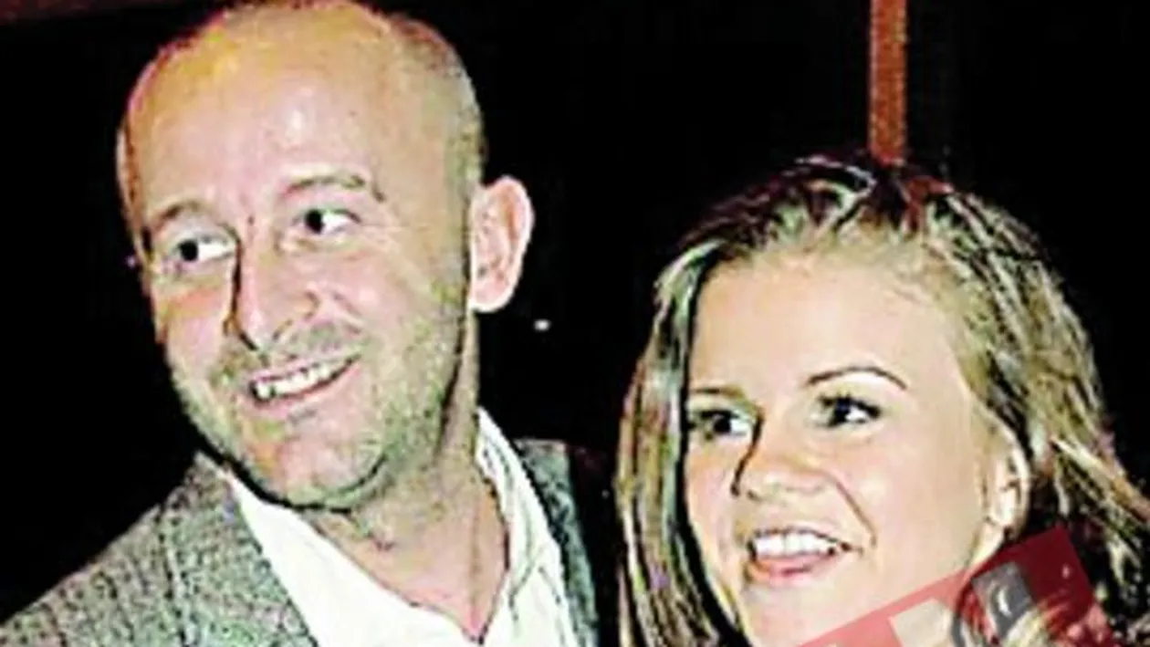 Si-a refacut trupul ca sa-si insele sotul