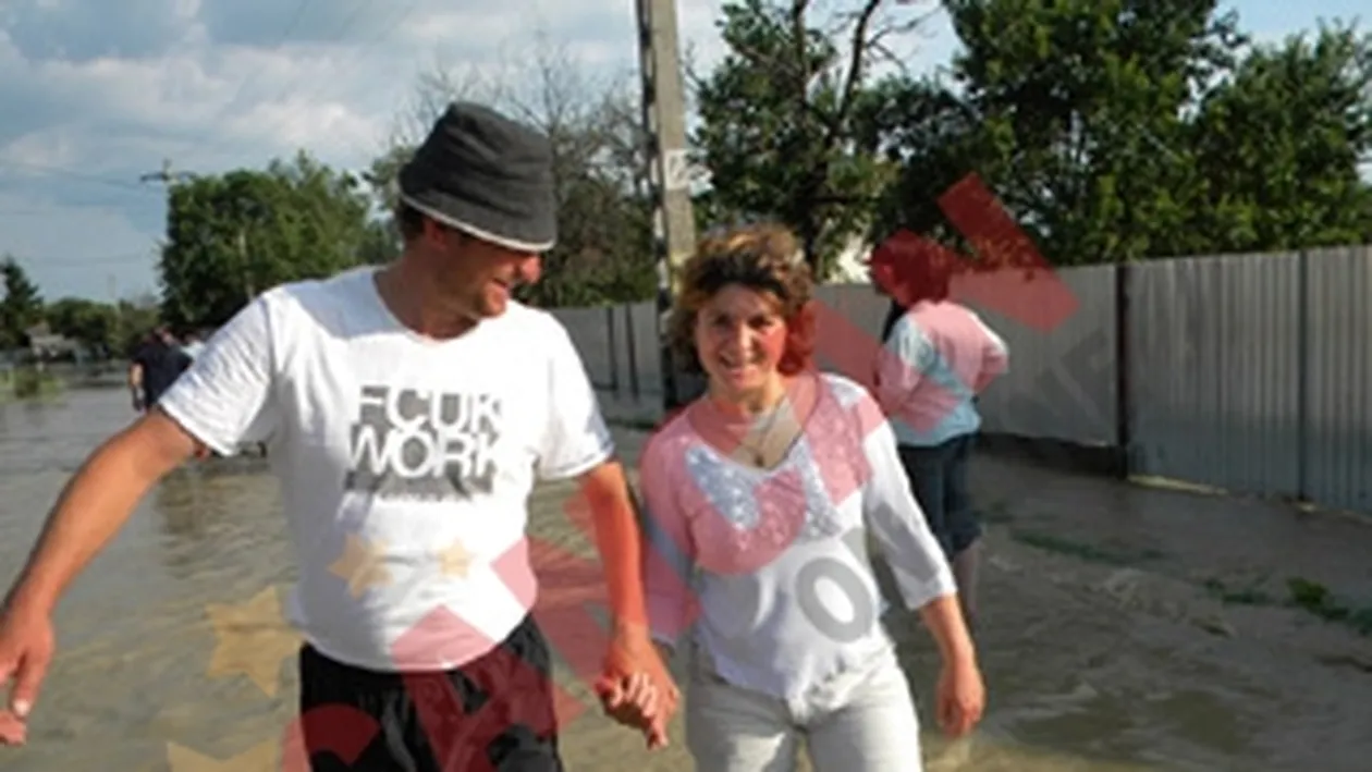 Peste doua mii de oameni evacuati din Saucesti, Bacau