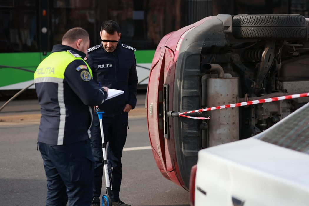 Accident rutier grav în Capitală, în zona Spitalului Colentina! Șase mașini implicate în impact + trafic blocat