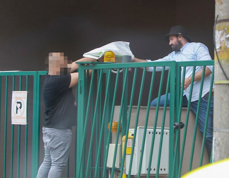 Adrian Hădean intră în posesia celui de-al doilea pachet
