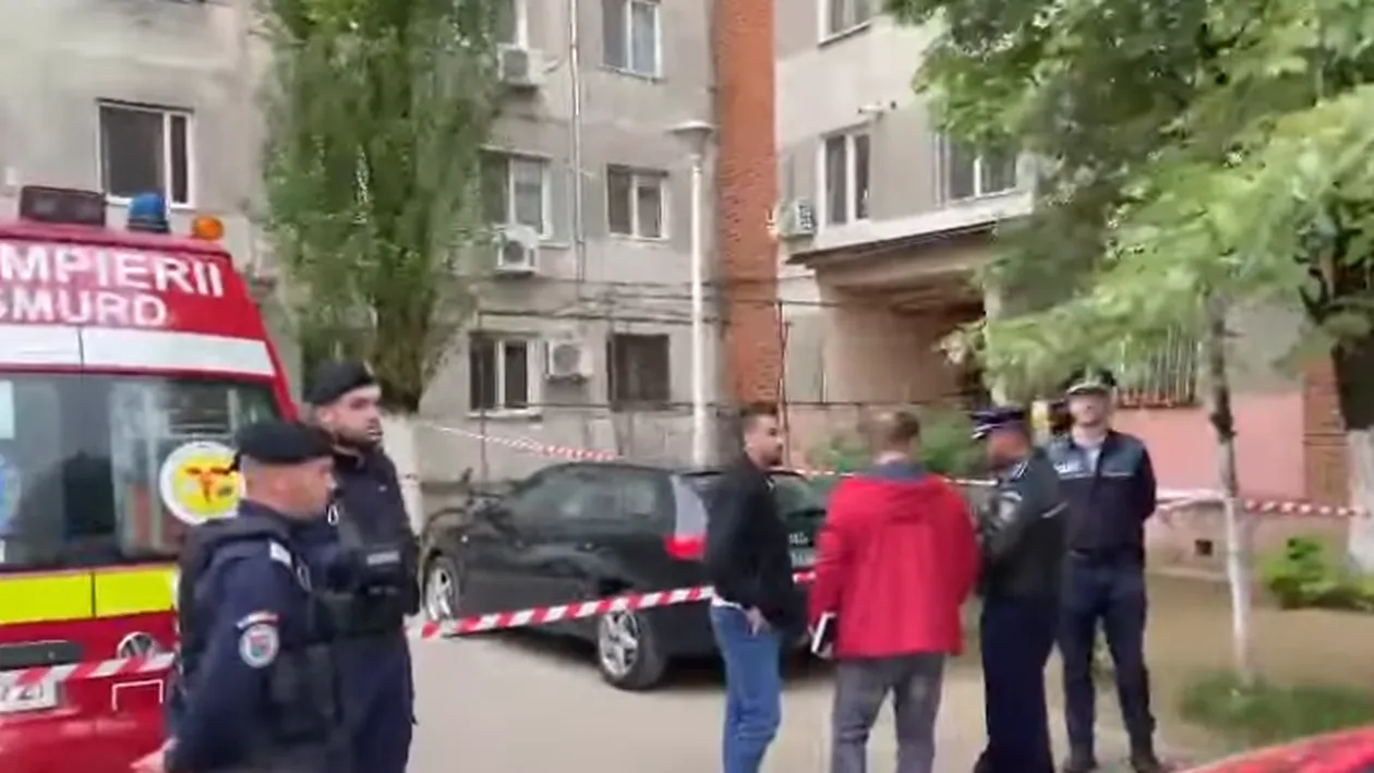 Tragedie cumplită! O mamă s-a aruncat de la etaj împreună cu cei doi copii de 3 și 6 ani. Ce au găsit anchetatorii în mașina femeii