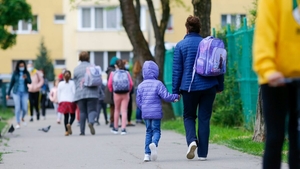 Învățătoarea Marisa a fost suspendată pentru că a spus „Tatăl nostru” în fața copiilor! Cât a fost nevoită să stea pe „tușă”