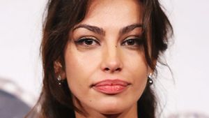 Madalina Ghenea vaneaza doar barbati celebri. Romanca, in ipostaze mai mult decat prietenoase cu un actor foarte cunoscut