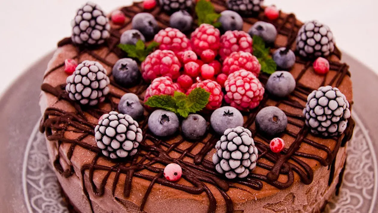 Dieta neasteptata! Cum sa slabesti cu TORT la micul dejun