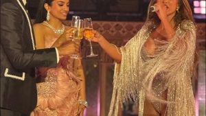 Jennifer Lopez a luat o sumă fabuloasă în weekend! India a fost mai mult decât darnică cu artista