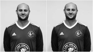 DOLIU în lumea fotbalului! Un jucător de doar 23 de ani s-a prăbușit în vestiar, sub privirile neputincioase ale coechipierilor săi