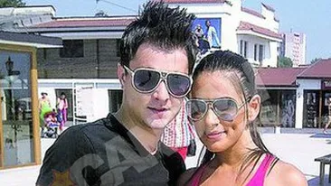 Roxana Vancea nu renunta la constanteanul care a refuzat-o! Insista cu avansurile!