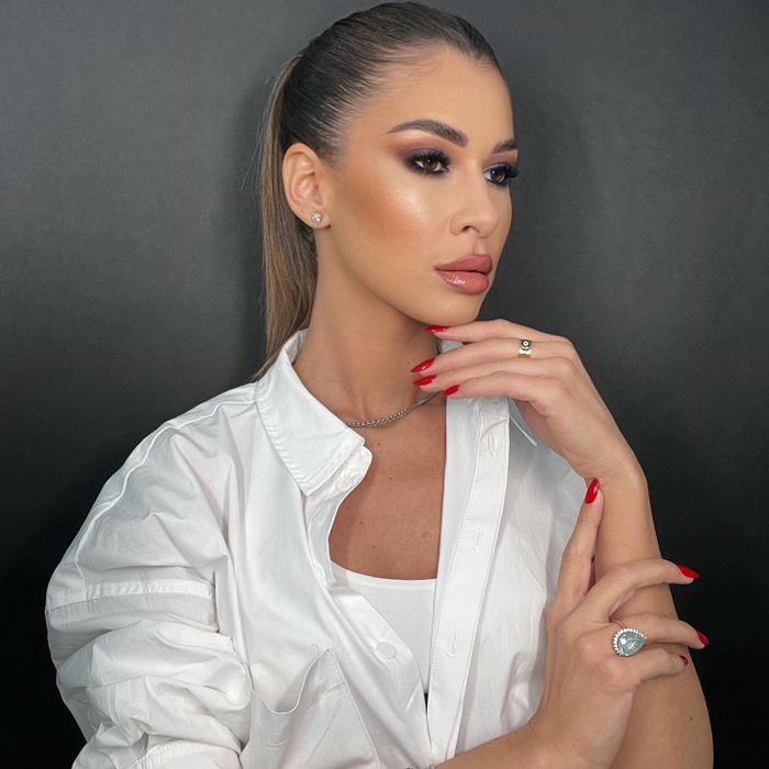 Cristina Dorobanțu, de urgență la spital! La ce intervenție a fost supusă prezentatoarea de la Kanal D