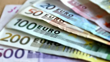 Curs valutar 28 iunie 2019. Și euro, și dolarul continuă să crească în fața leului