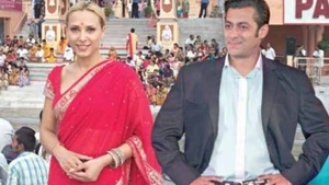 NUNTA ANULUI la Bollywood! Condamnat la 5 ani de inchisoare, Salman Khan se insoara cu Iulia Vantur