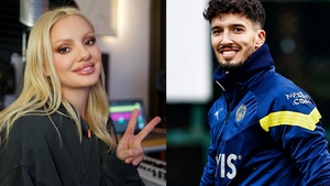 Alexandra Stan, idilă secretă?! Artista a pus ochii pe portarul lui Fenerbahce. Tânărul de 24 de ani pare că a cucerit-o pe cântăreață 