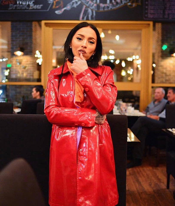 UPS! Ruby, fotografiată de paparazzi alături de alt bărbat