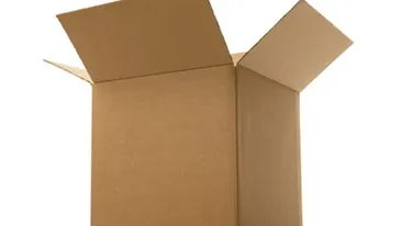 Ghinion teribil de BLACK FRIDAY! Ce a primit un bărbat care comandase patru perechi de pantofi sport