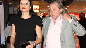 Una caldă, alta rece! BRIGITTE SFĂT şi-a prezentat în direct hainele în valoare de zeci de mii de euro, dar mărturiseşte că ILIE nu îi mai este alături! "Drumurile noastre s-au..."