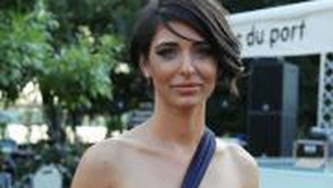 E putred de bogată şi nu se sfieşte să arate asta! Cum se răsfaţă fiica ”Reginei imobiliarelor”