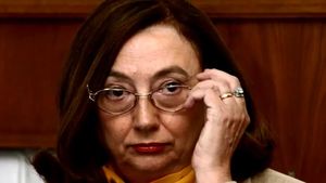 Ce avere avea Rodica Stănoiu, de fapt. Fostul ministru al Justiției încasa două pensii