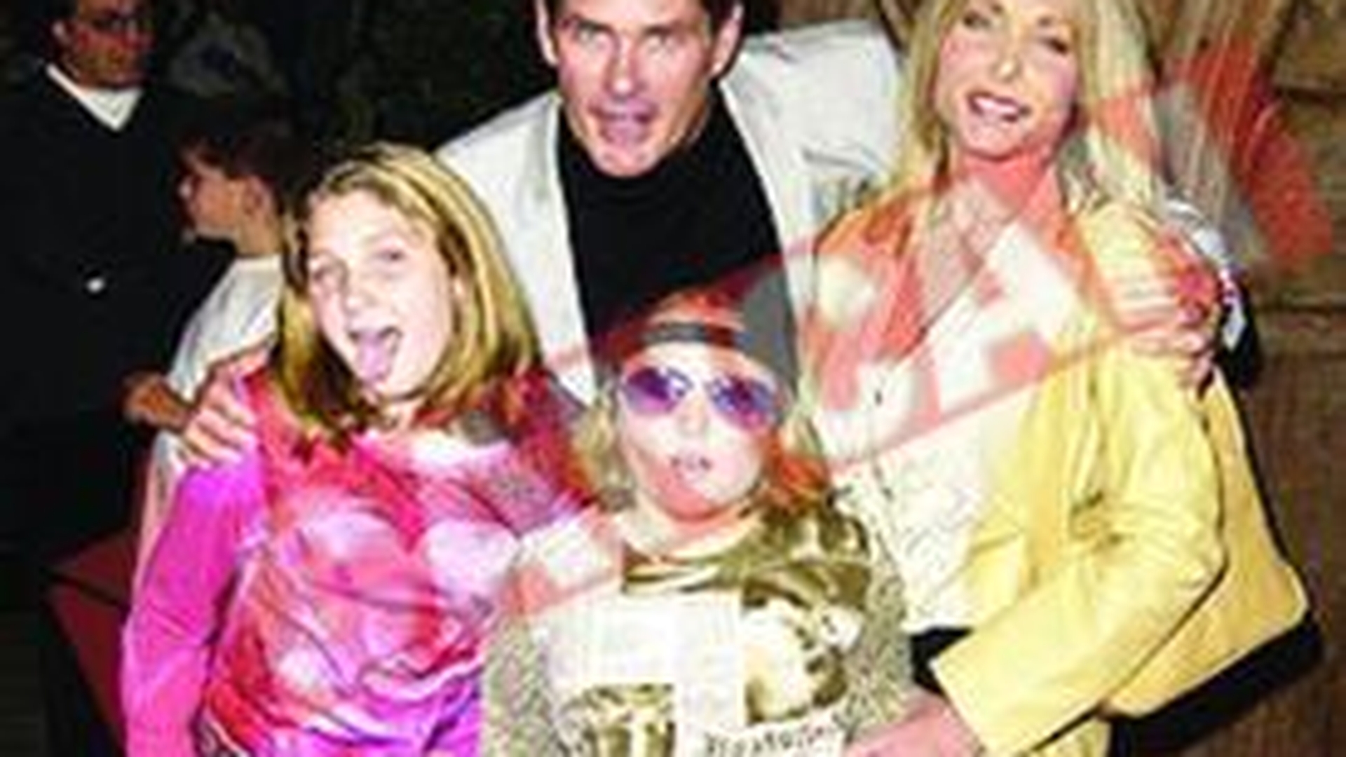 David Hasselhoff se giugiuleste prin taxiuri cu o romanca