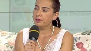Si-a dorit atat de mult fetita, dar cand a adus-o acasa a gasit-o total schimbata! Ce-i reproseaza Luminitei Anghel mama Mariucai