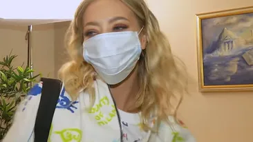 Alertă în showbiz-ul românesc! Delia Matache, suspectă de coronavirus. Cum a reacționat Mihai Bendeac