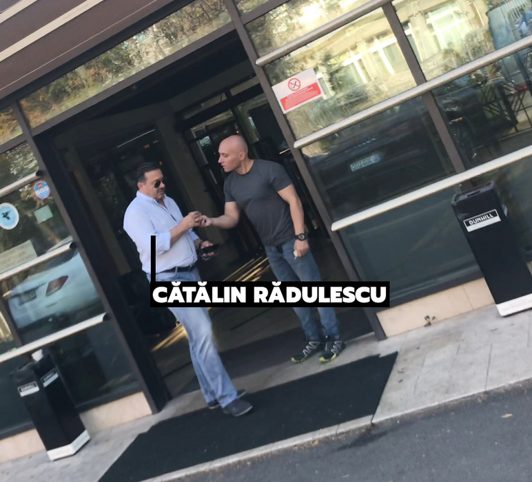 Cătălin Rădulescu a cerut rest 20 de lei, la o bancnotă de 50