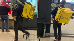 Curierul Glovo care a emoţionat tot internetul: "Merită o mărire de salariu"