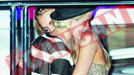 Lindsay LOHAN s-a logodit cu iubita