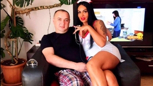 Leo de la Strehaia, în fața judecății țigănești, după ce a alungat-o pe Anca de acasă!
