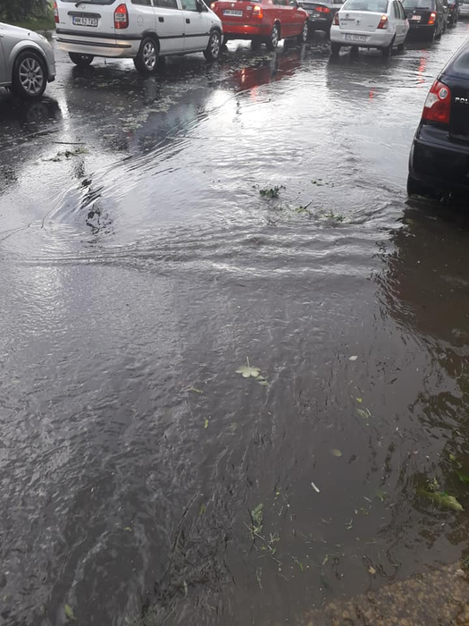 Potop în România! Imagini apocaliptice în marile orașe din țara noastră, în urma haosului meteorologic