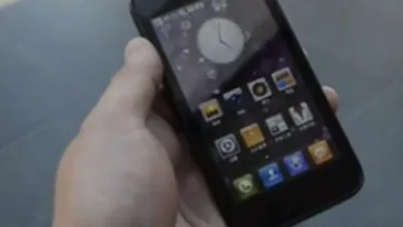 VIDEO Adio iPhone! Chinezii au lansat cel mai tare smartphone din lume! Costa doar 300 de dolari!