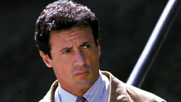 Sylvester Stallone si-a rupt gatul